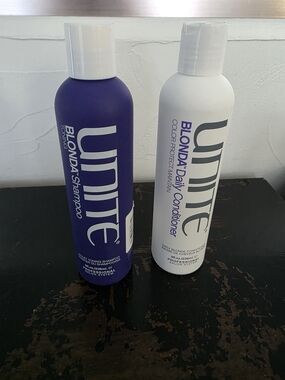 UNITE Blonde Daily Conditioner & Toning Shampoo - Purple & White